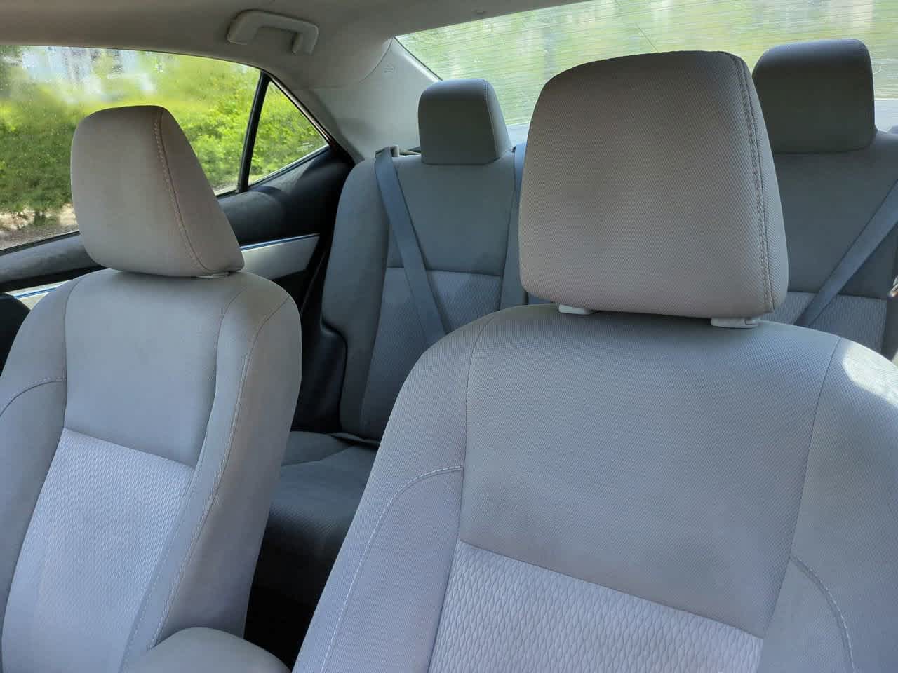 Thumbnail: 2015 Toyota Corolla - 8