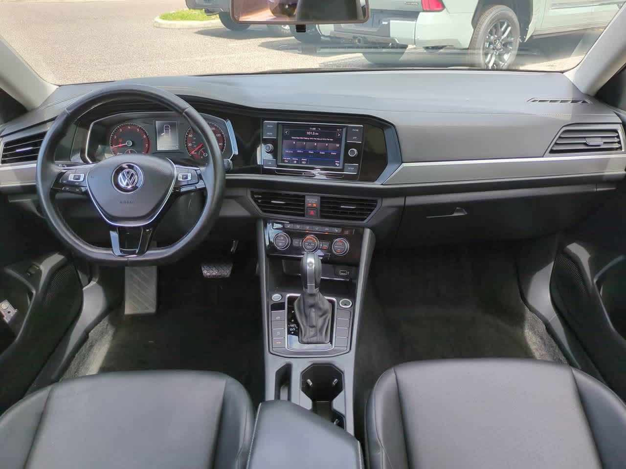 Thumbnail: 2019 Volkswagen Jetta - 14