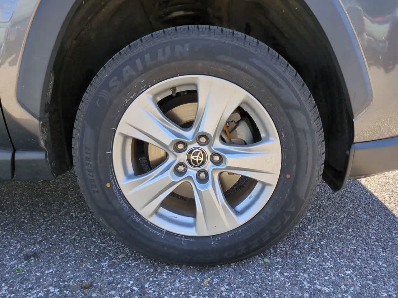 Thumbnail: 2021 Toyota RAV4 - 11