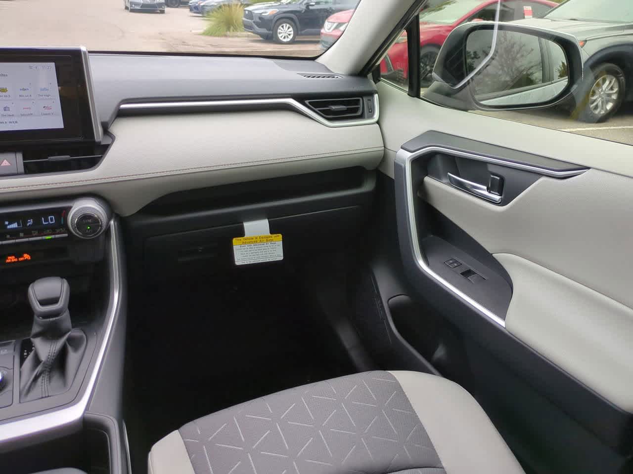 Thumbnail: 2025 Toyota RAV4 - 16