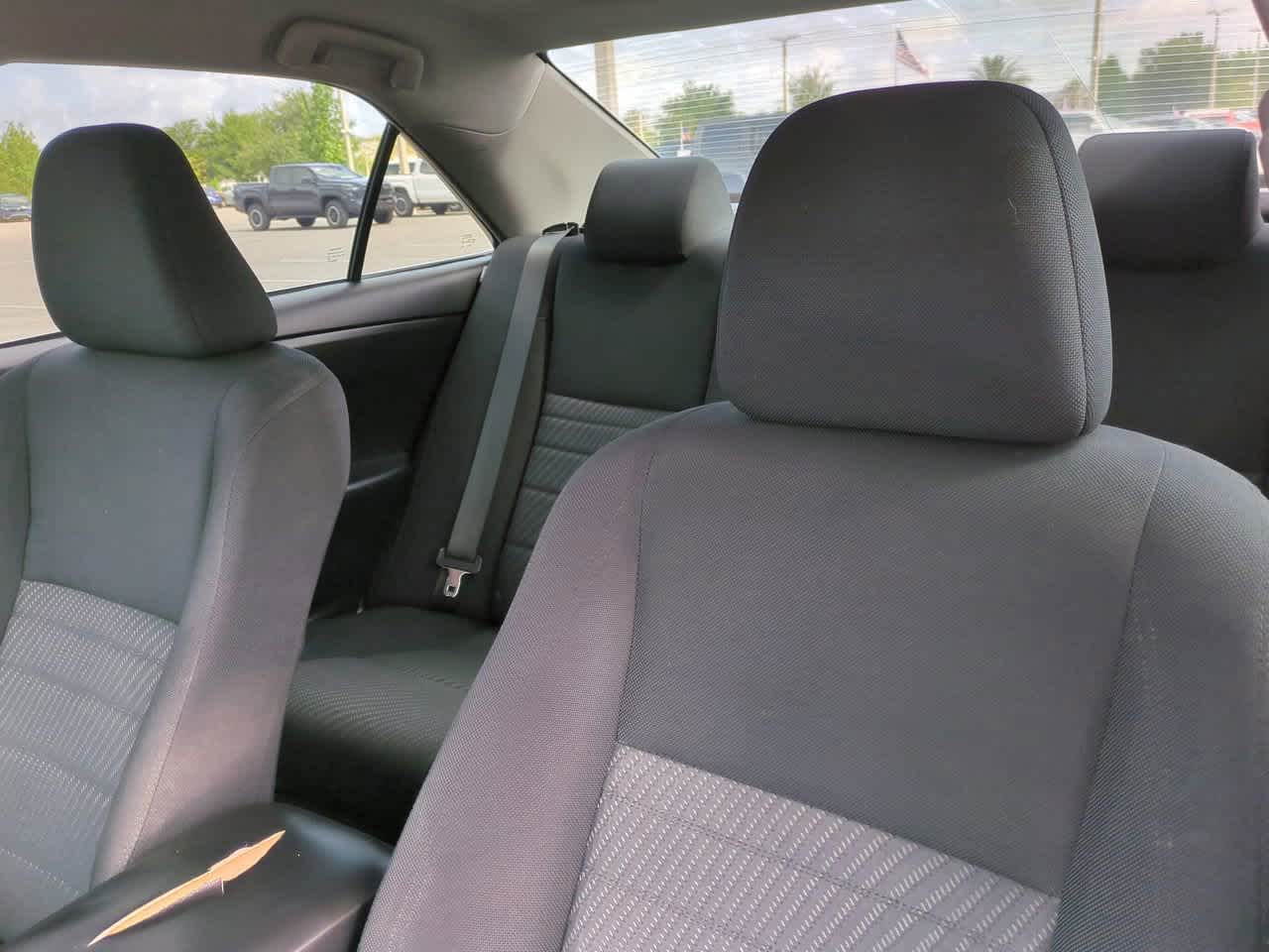 Thumbnail: 2015 Toyota Camry - 8