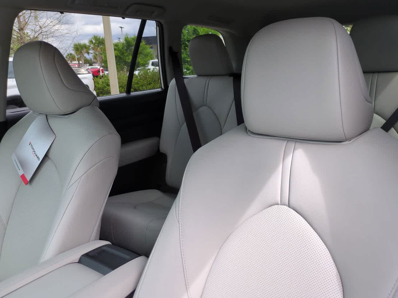 Thumbnail: 2026 Toyota Grand Highlander - 8