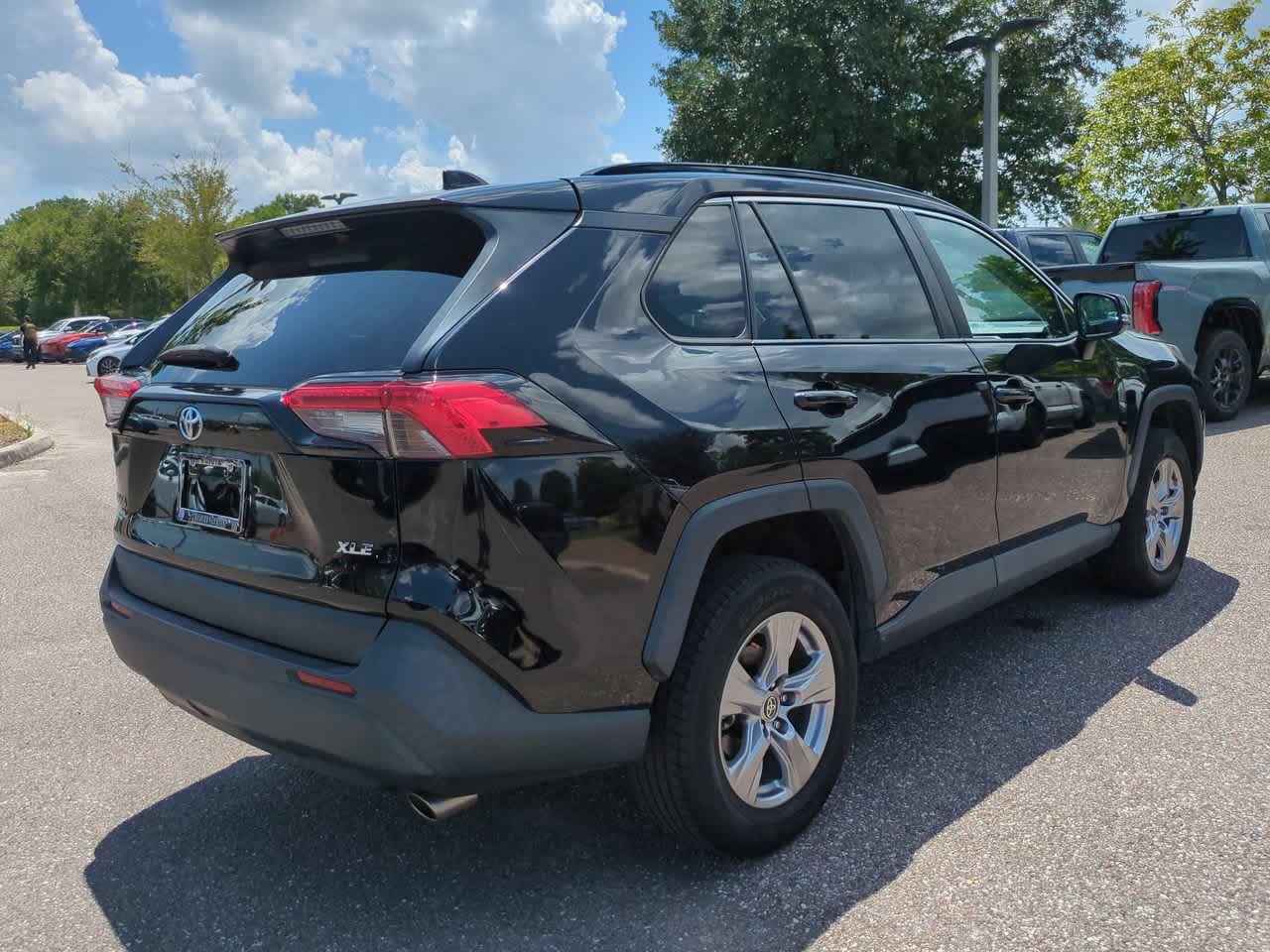 Thumbnail: 2022 Toyota RAV4 - 6