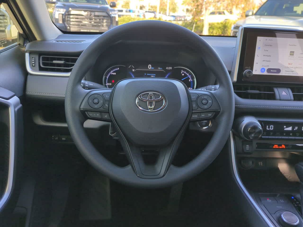 Thumbnail: 2025 Toyota RAV4 - 15