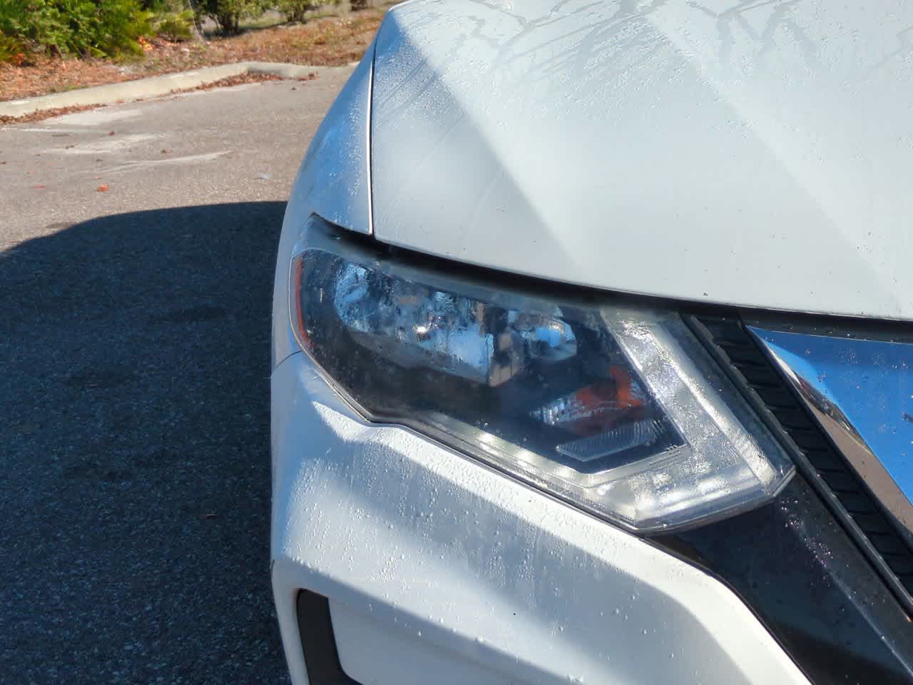 Thumbnail: 2019 Nissan Rogue - 10