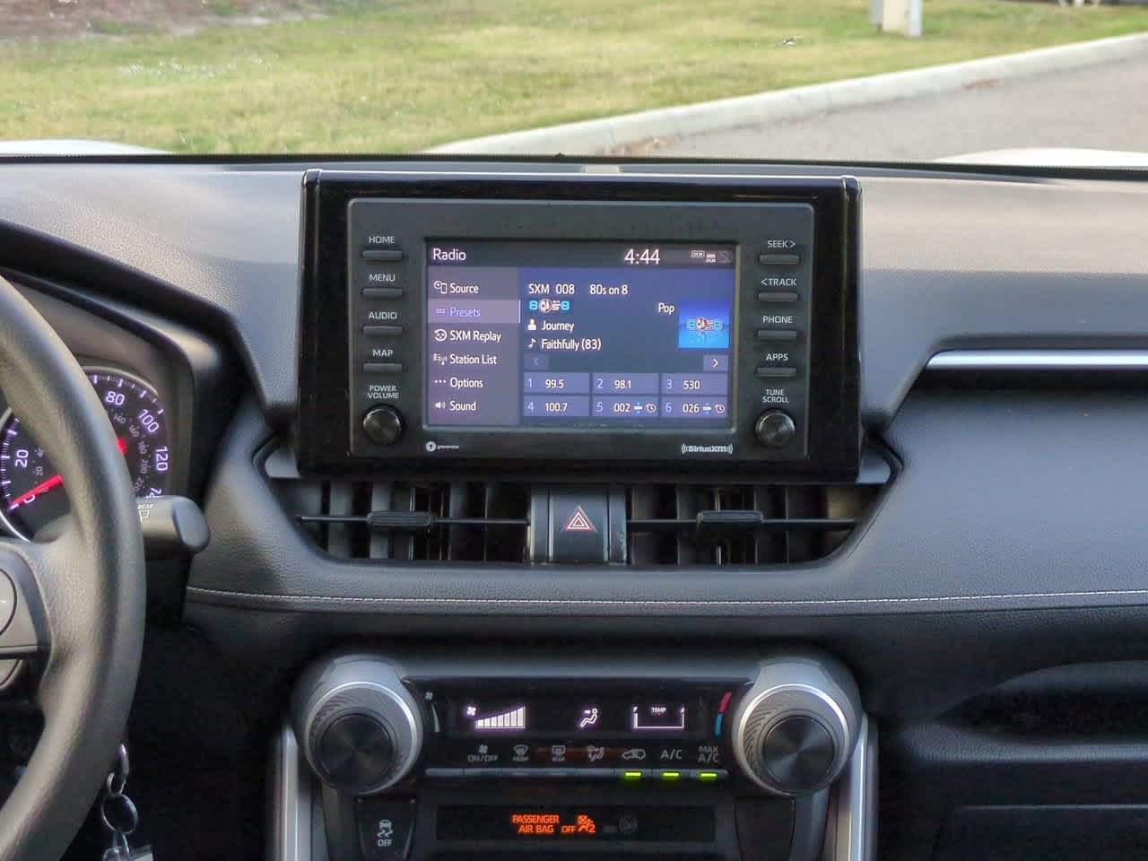 Thumbnail: 2020 Toyota RAV4 - 17