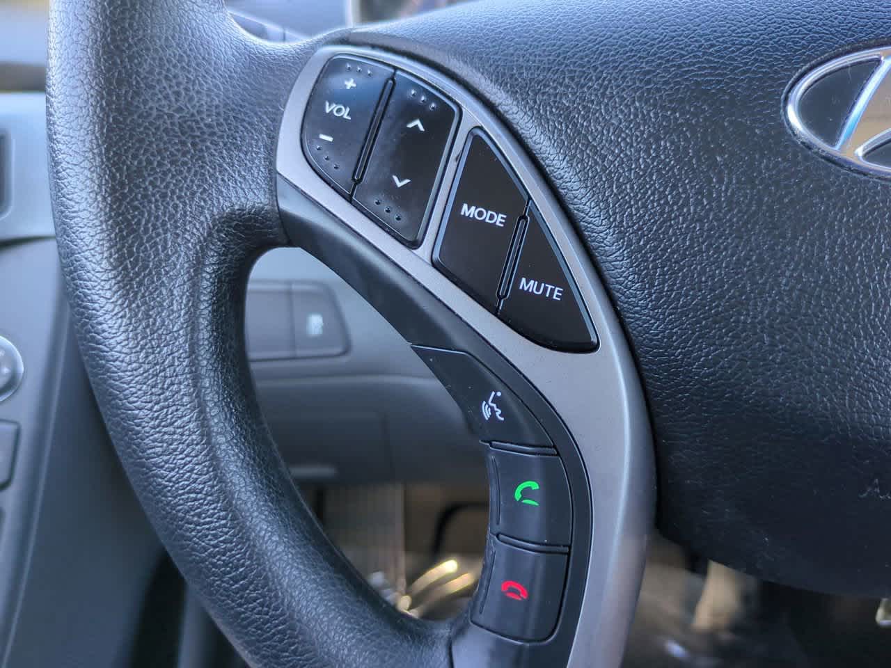 Thumbnail: 2013 Hyundai Elantra - 22