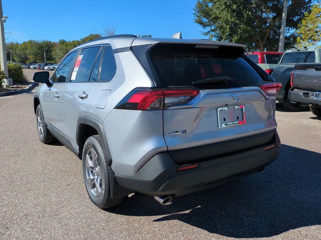 New 2025 Toyota RAV4 XLE SUV