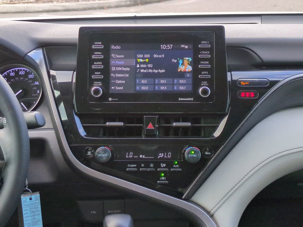 Thumbnail: 2022 Toyota Camry - 17