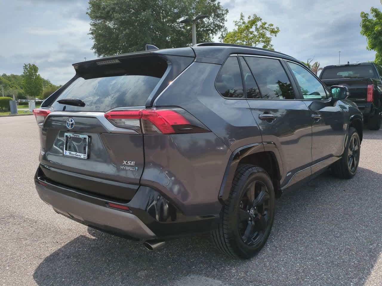 Thumbnail: 2020 Toyota RAV4 - 6