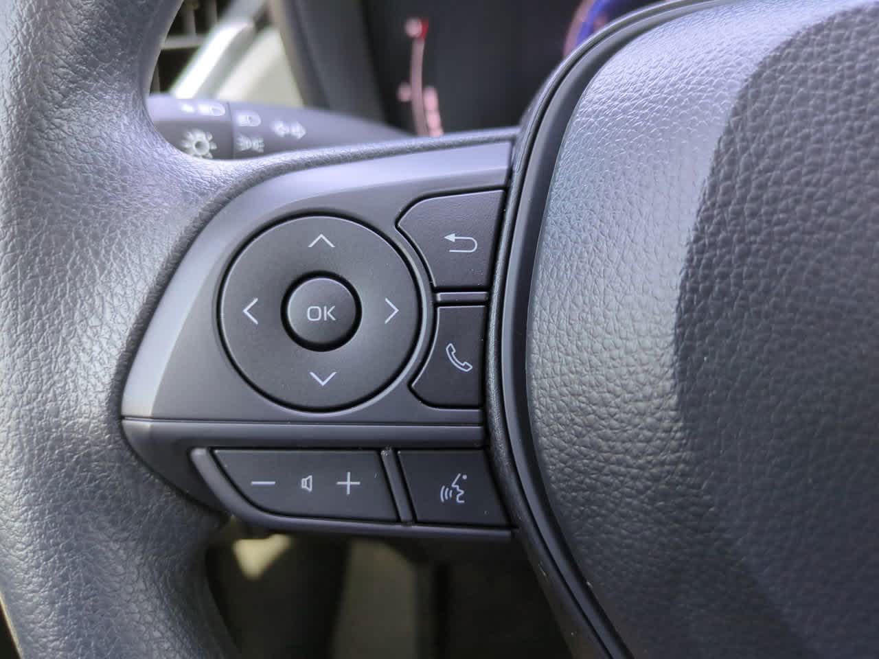 Thumbnail: 2026 Toyota Corolla Cross - 22