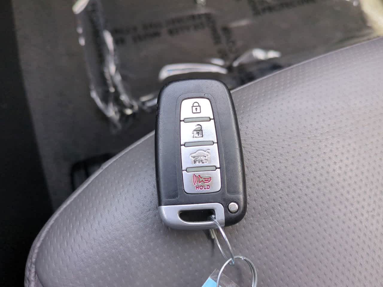 2011 Hyundai Sonata Limited 28