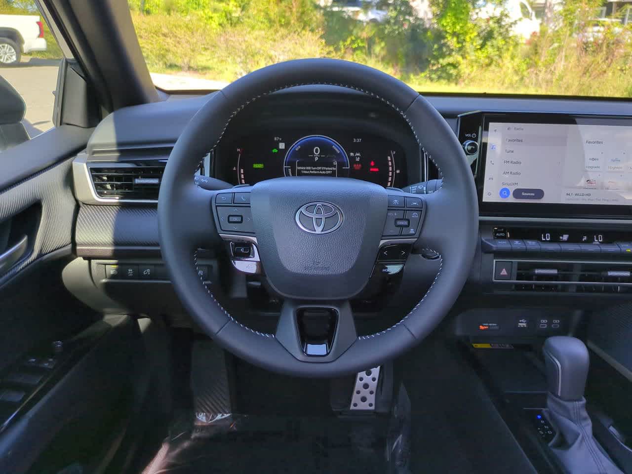 Thumbnail: 2025 Toyota Camry - 15