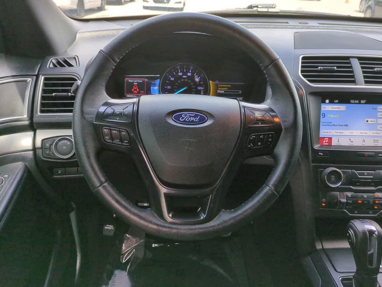 2018 Ford Explorer XLT 16