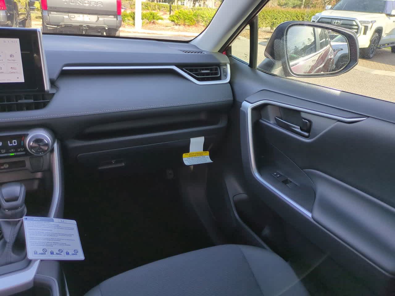 Thumbnail: 2025 Toyota RAV4 - 16