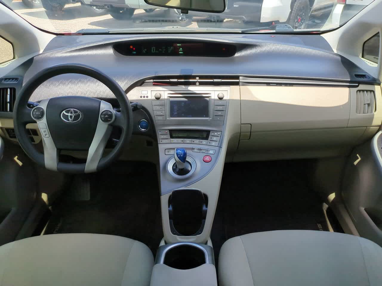 Thumbnail: 2012 Toyota Prius - 14