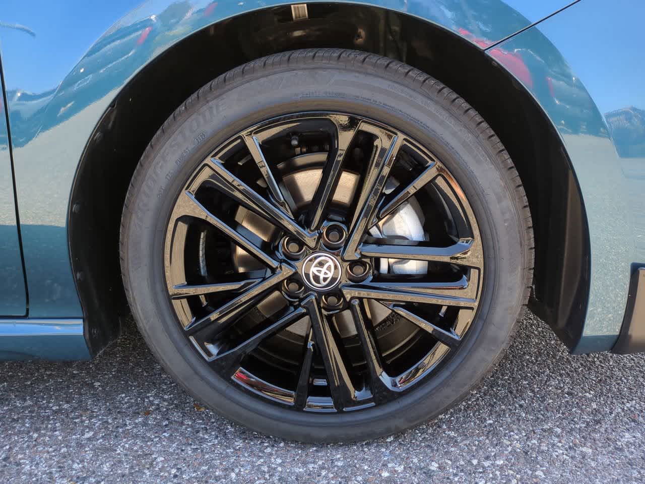 Thumbnail: 2025 Toyota Camry - 11