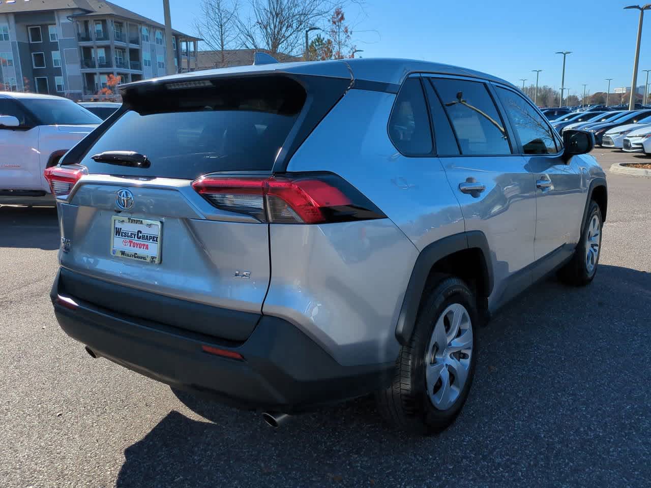 Thumbnail: 2022 Toyota RAV4 - 6