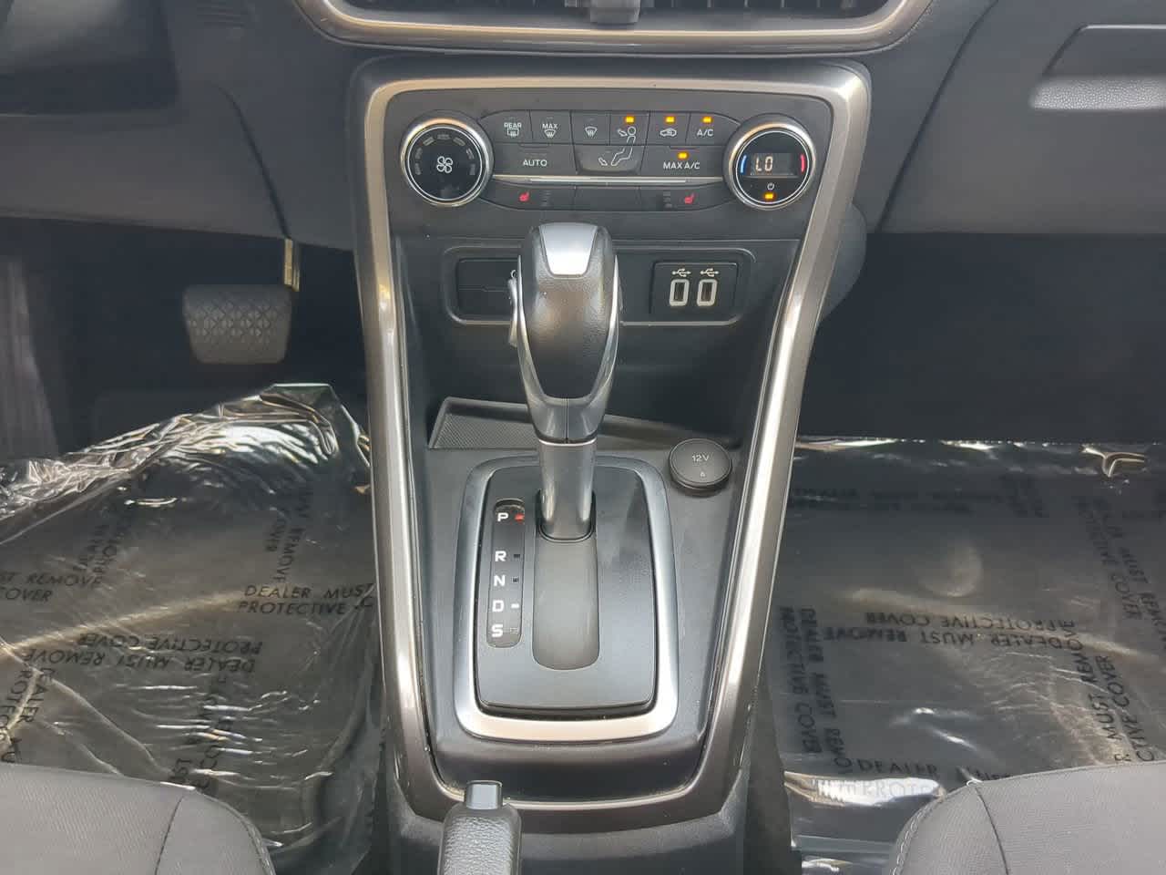 2019 Ford EcoSport SE 18