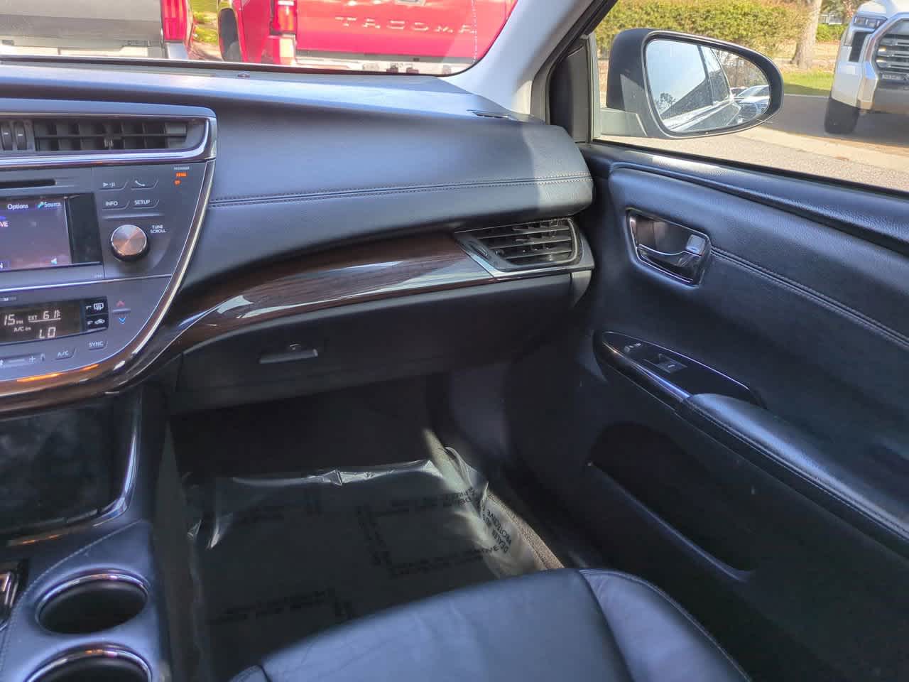 Thumbnail: 2013 Toyota Avalon - 16