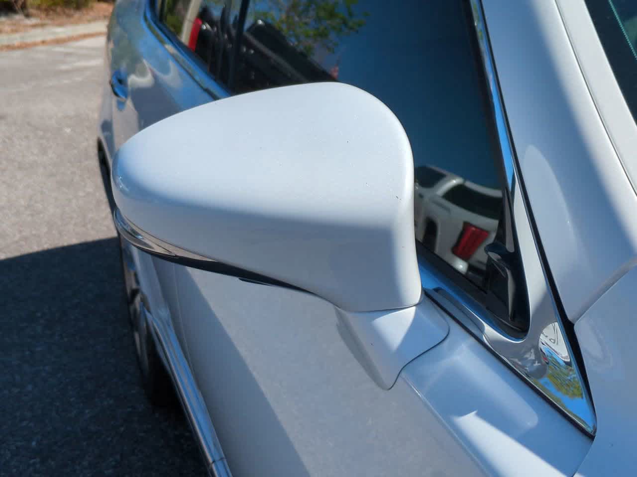 Thumbnail: 2014 Lexus LS - 12