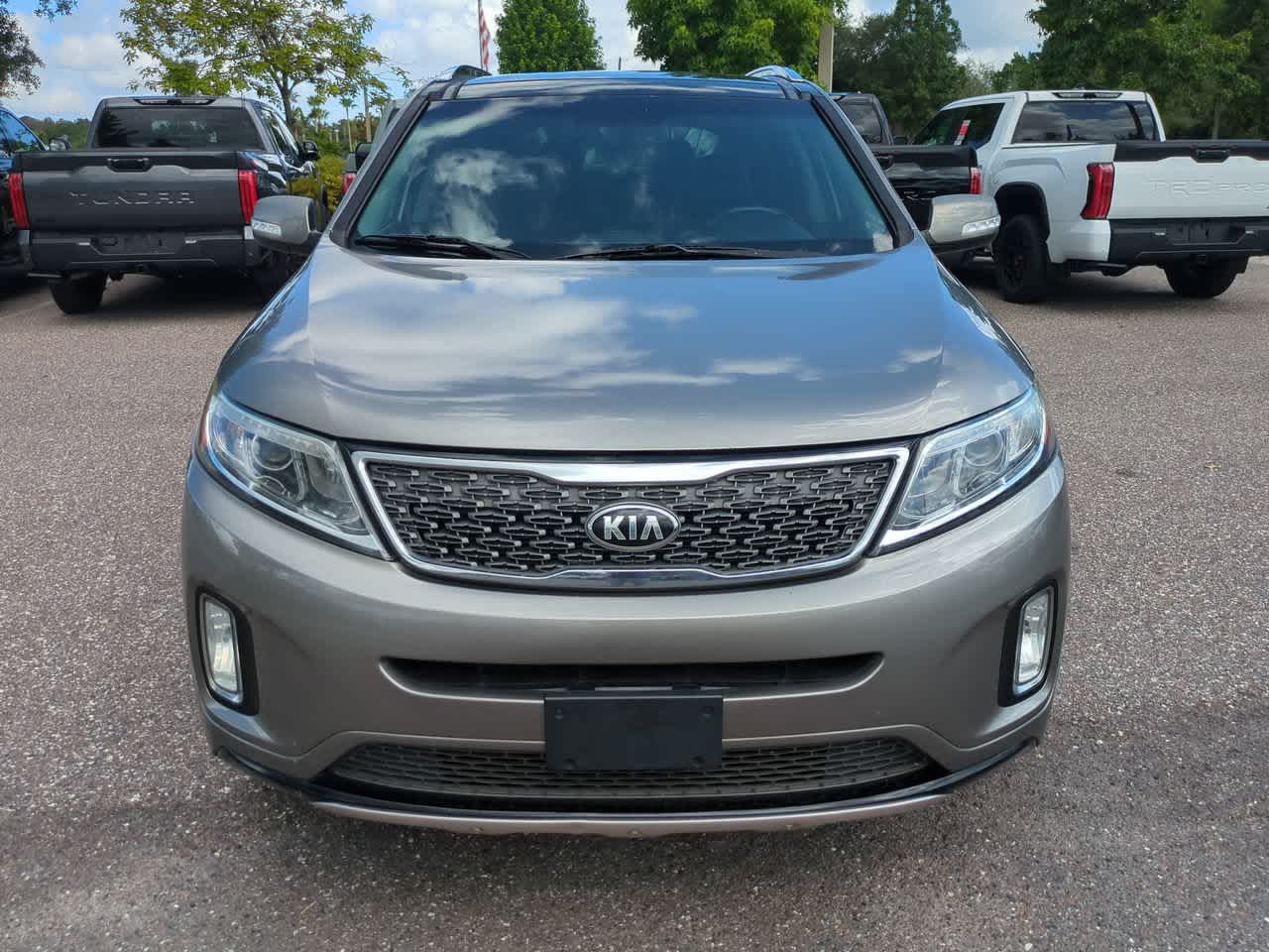 Thumbnail: 2015 Kia Sorento - 9