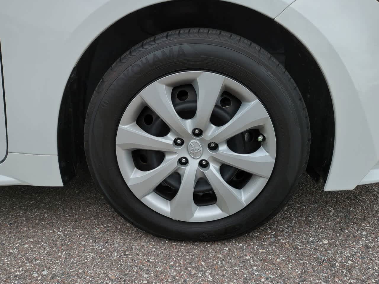 2025 Toyota Corolla LE 11