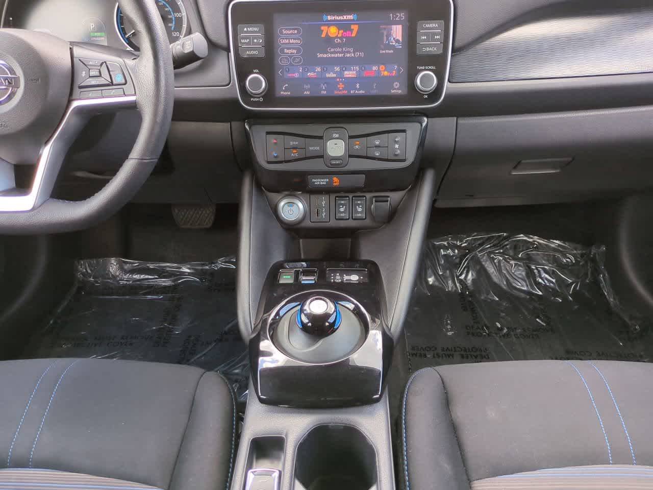 Thumbnail: 2022 Nissan Leaf - 18