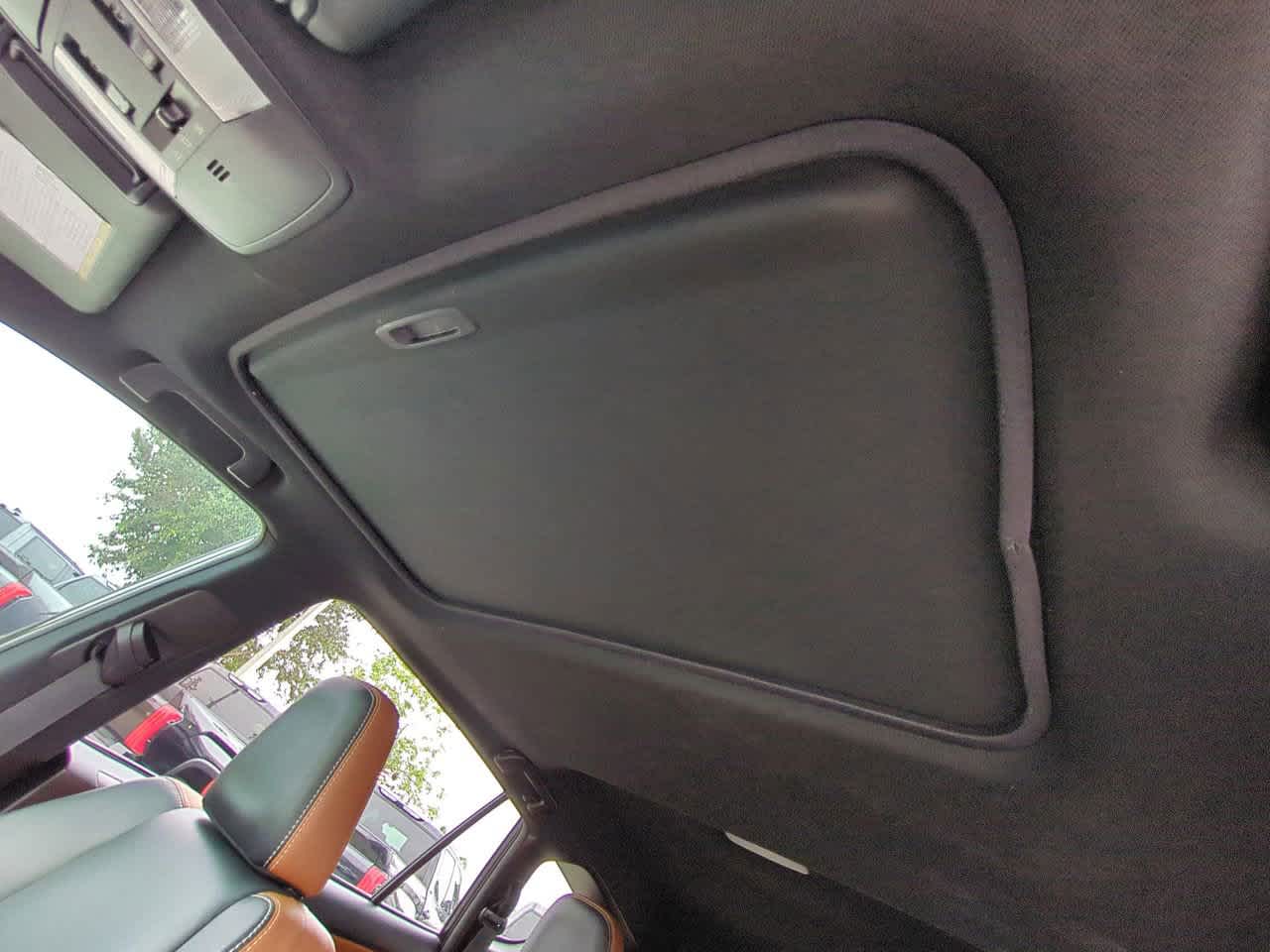 Thumbnail: 2017 Toyota RAV4 - 19