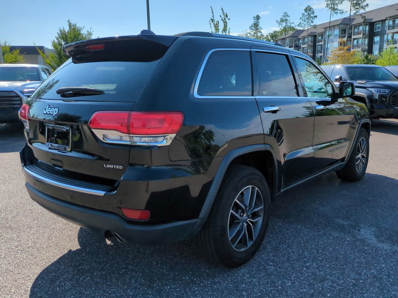 Thumbnail: 2018 Jeep Grand Cherokee - 6
