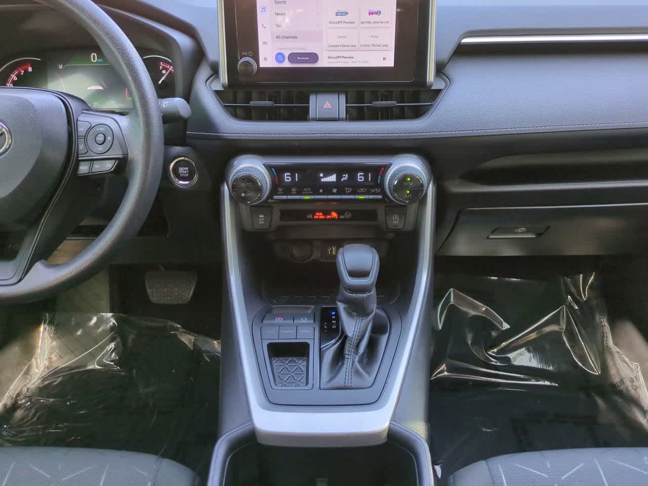 Thumbnail: 2024 Toyota RAV4 - 18