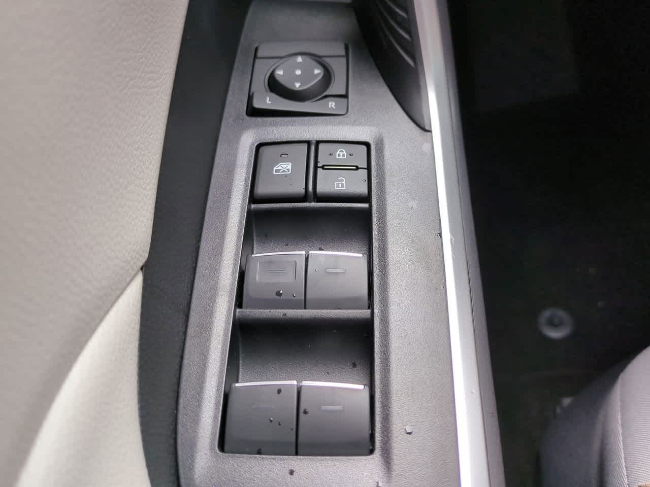 Thumbnail: 2025 Toyota RAV4 - 22