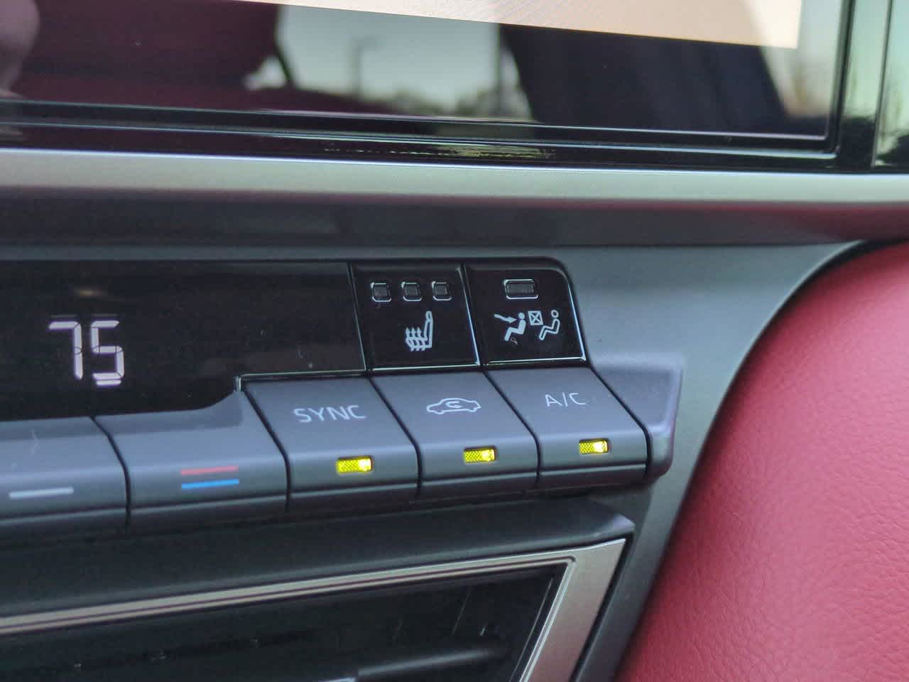 Thumbnail: 2025 Toyota Camry - 22