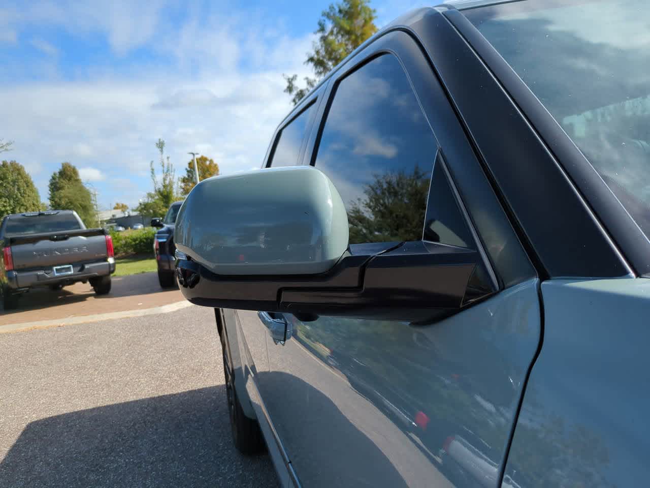 Thumbnail: 2025 Toyota Tundra - 12