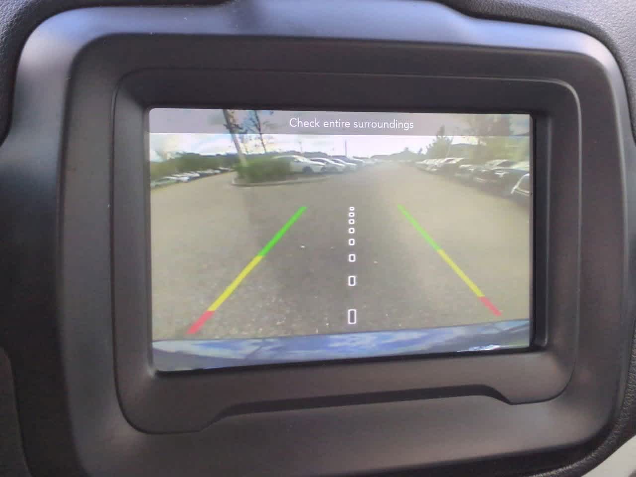 Thumbnail: 2018 Jeep Renegade - 19