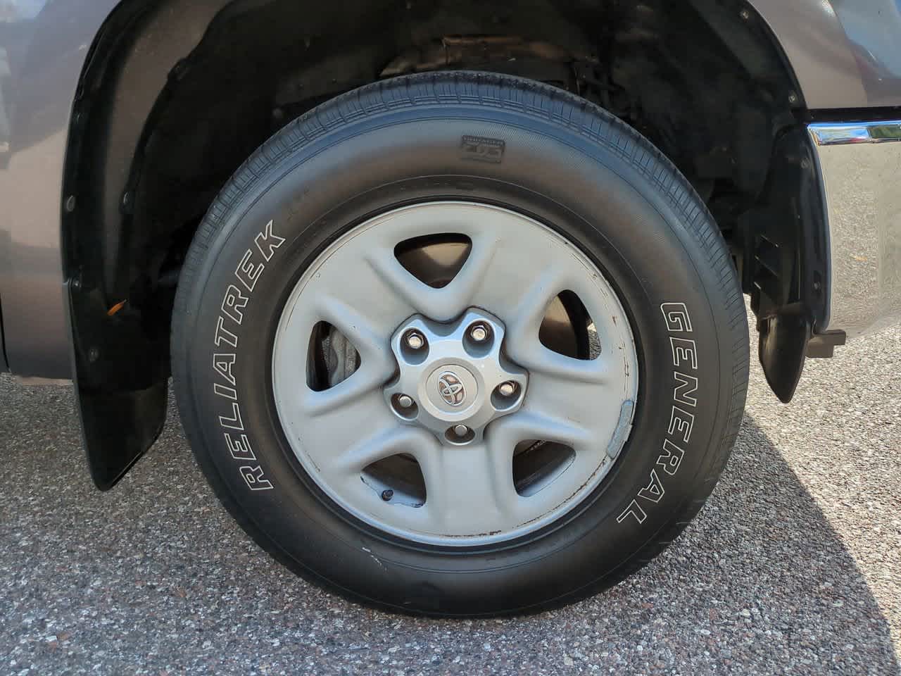 Thumbnail: 2015 Toyota Tundra - 11