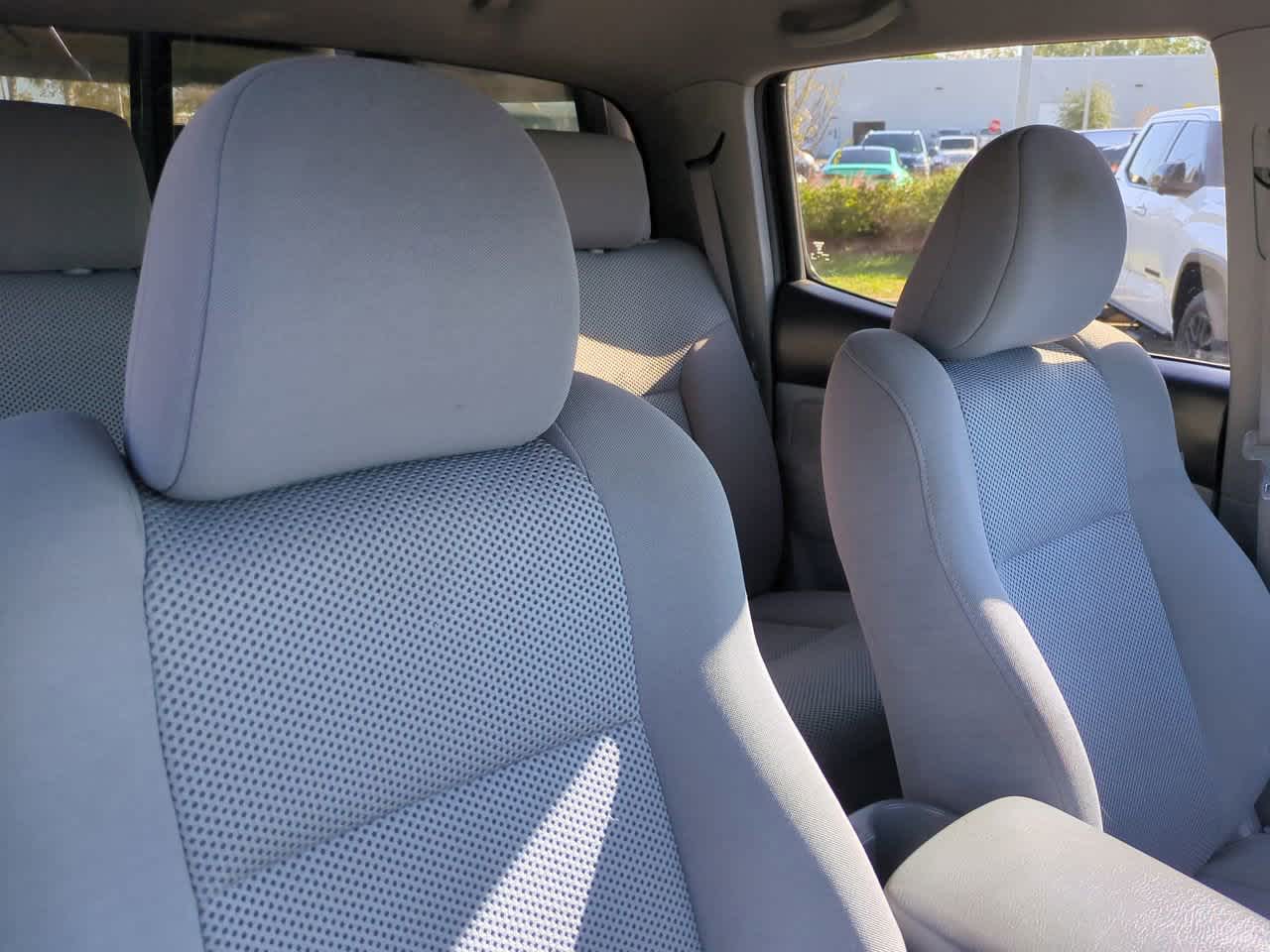 Thumbnail: 2010 Toyota Tacoma - 7