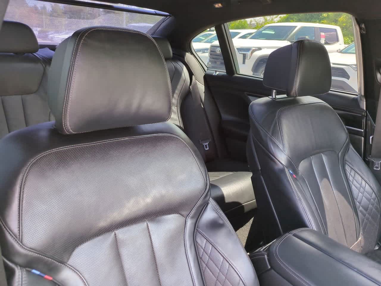 Thumbnail: 2020 BMW 7 Series - 7