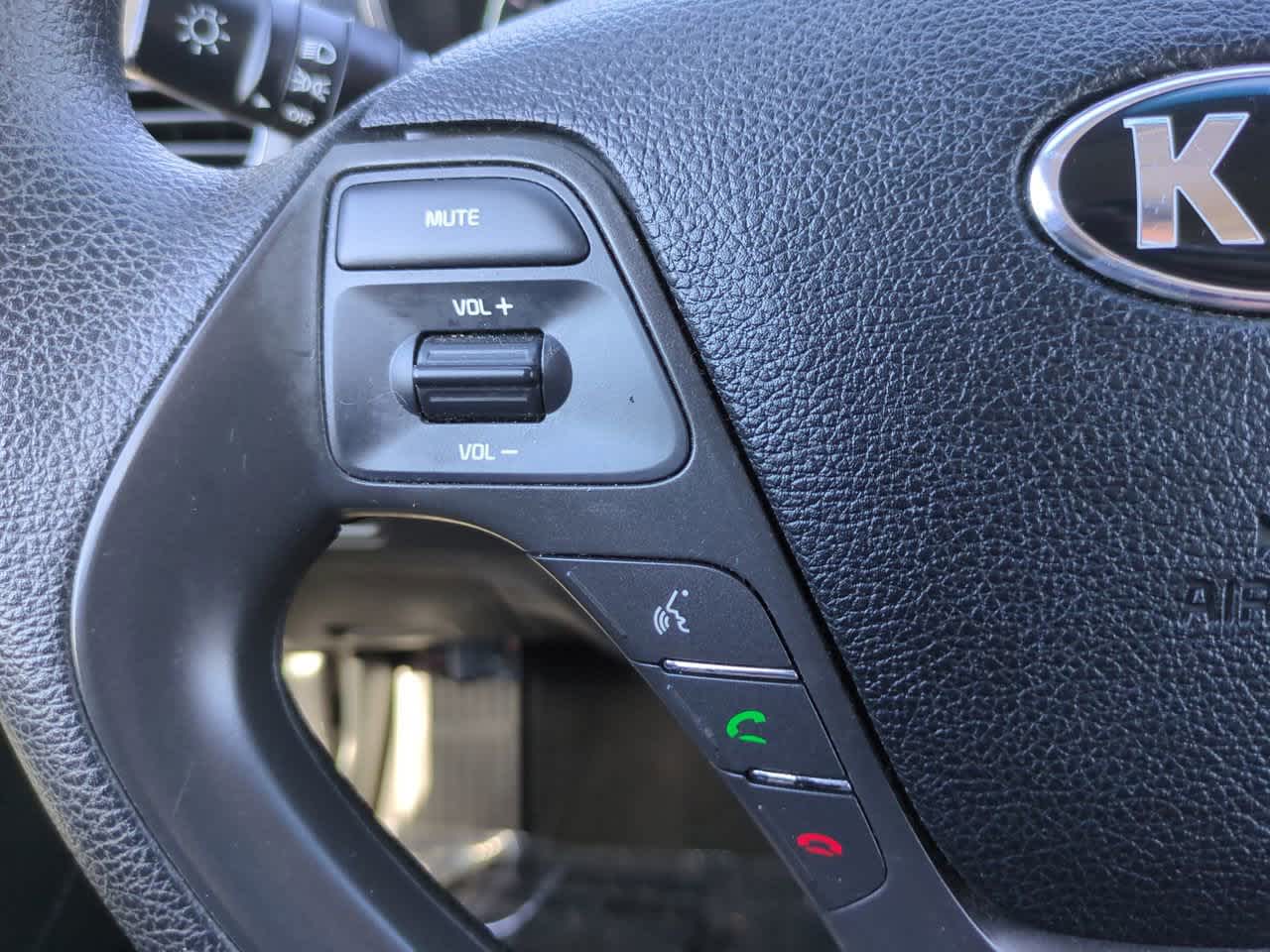 Thumbnail: 2017 Kia Forte - 21