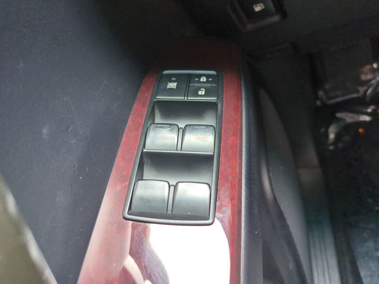 Thumbnail: 2014 Lexus GX - 24