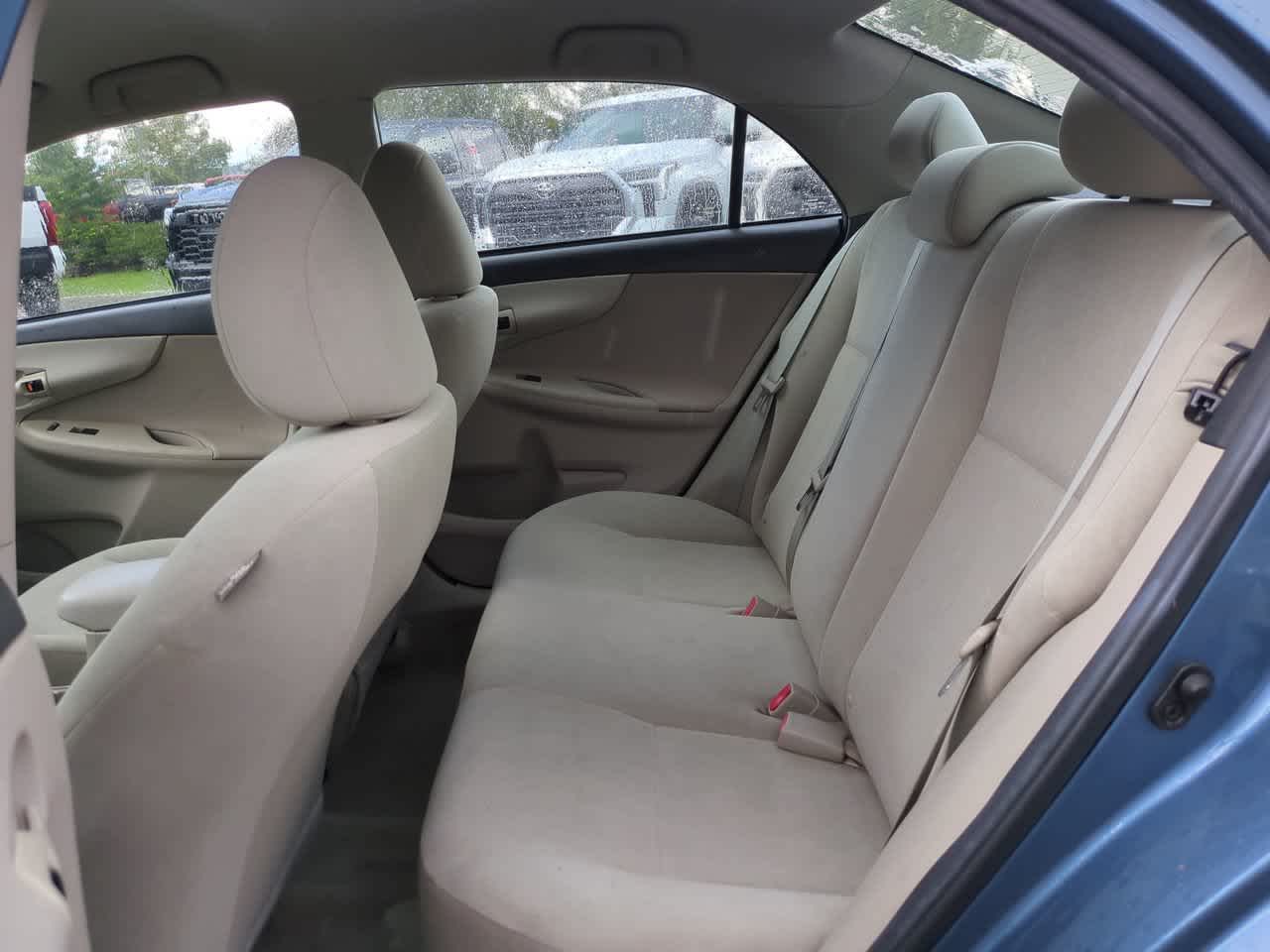 Thumbnail: 2013 Toyota Corolla - 9