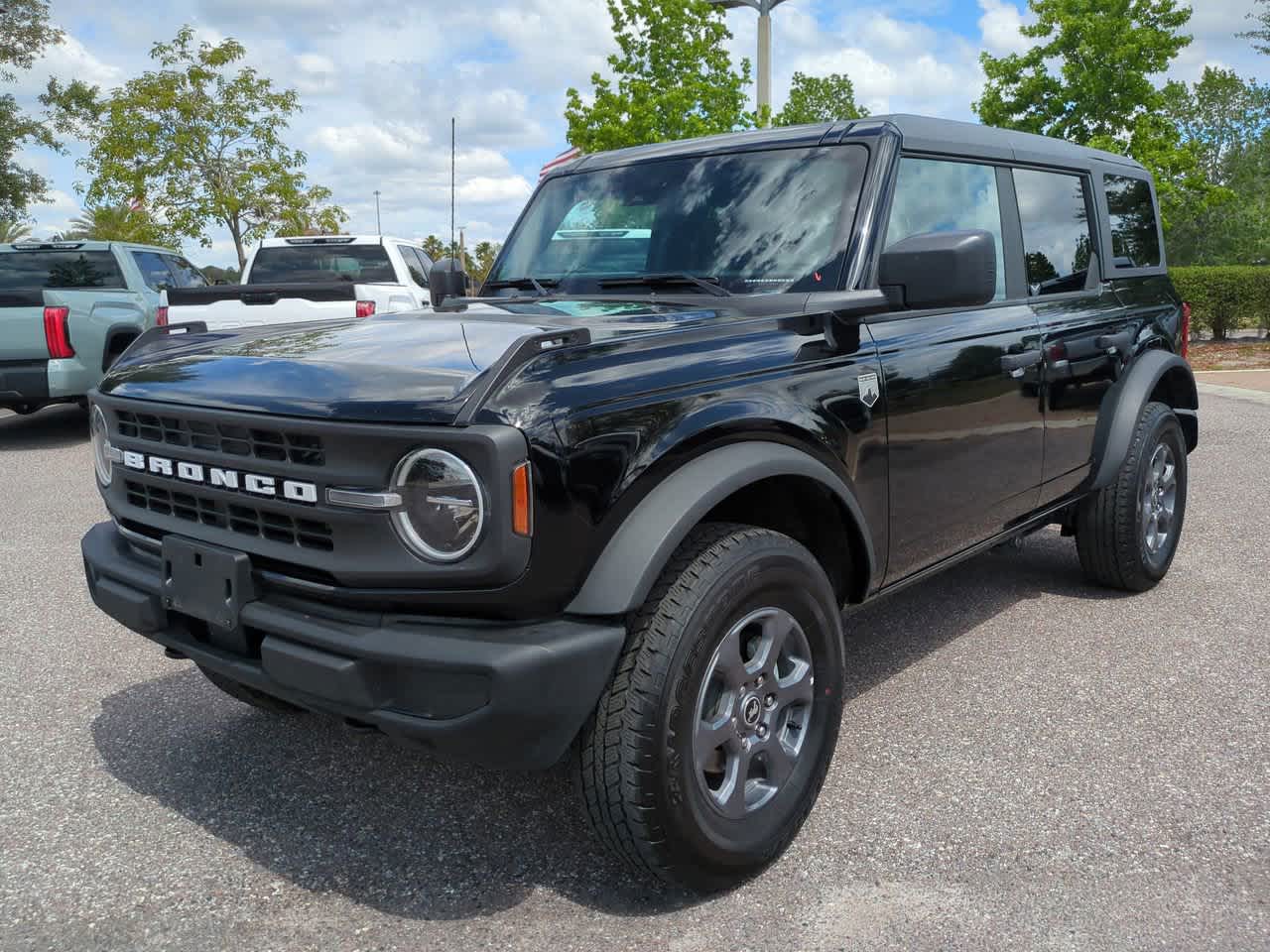 Thumbnail: 2025 Ford Bronco - 2