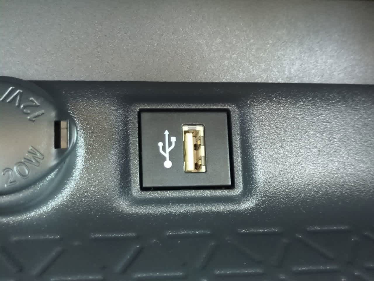 Thumbnail: 2025 Toyota RAV4 - 20