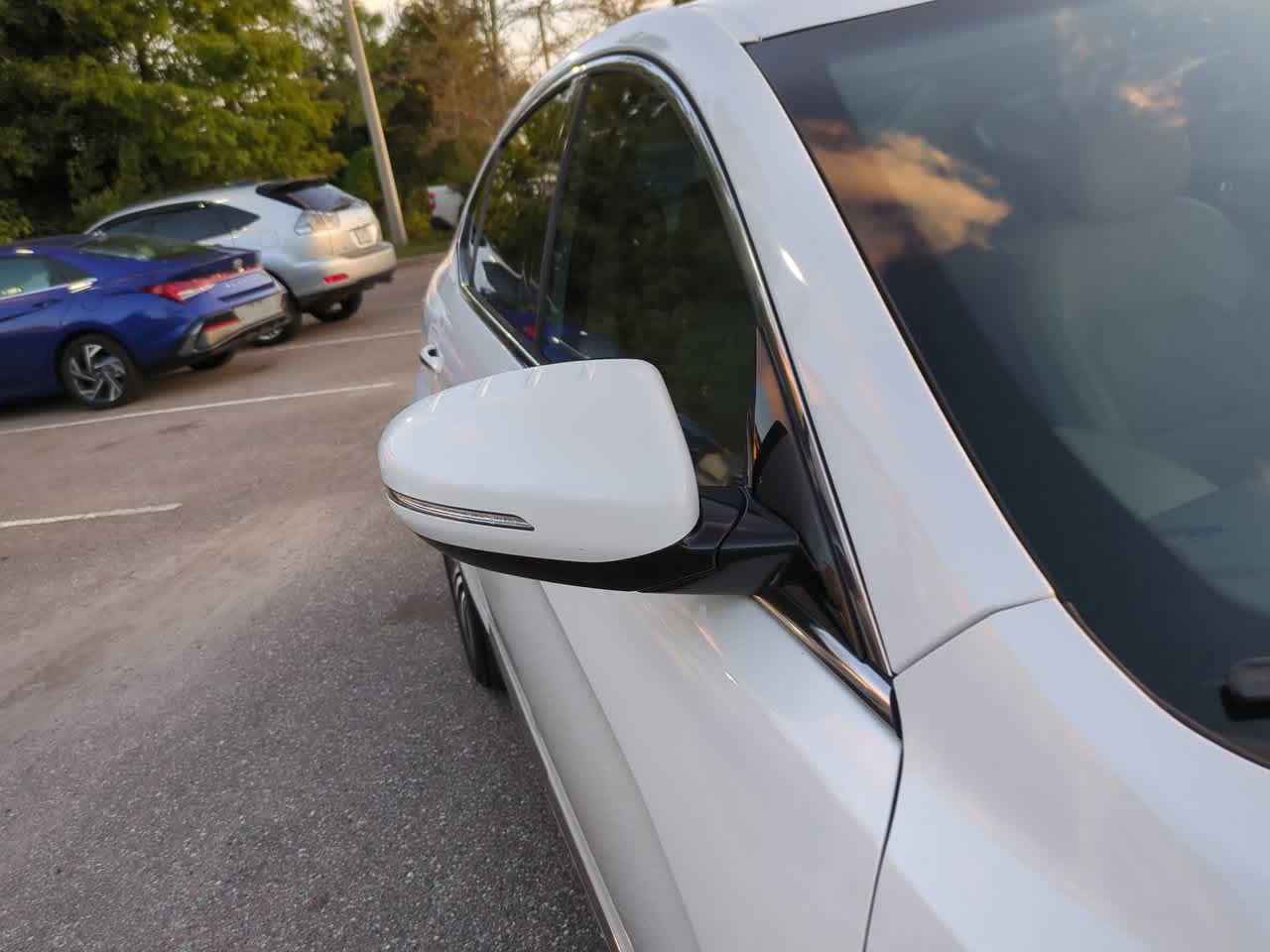 Thumbnail: 2015 Kia Cadenza - 12