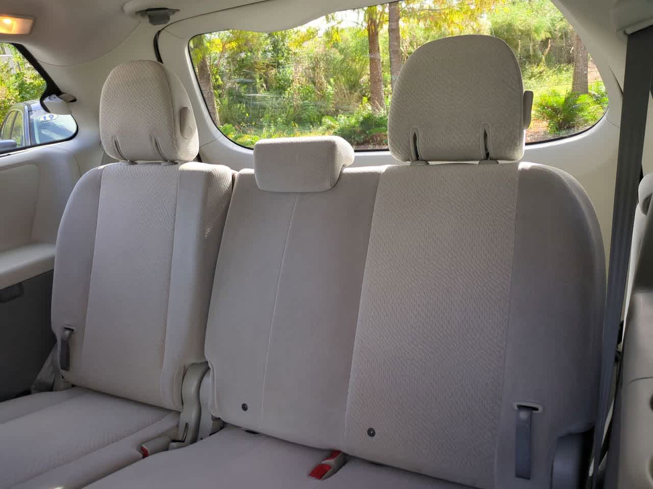 Thumbnail: 2012 Toyota Sienna - 13