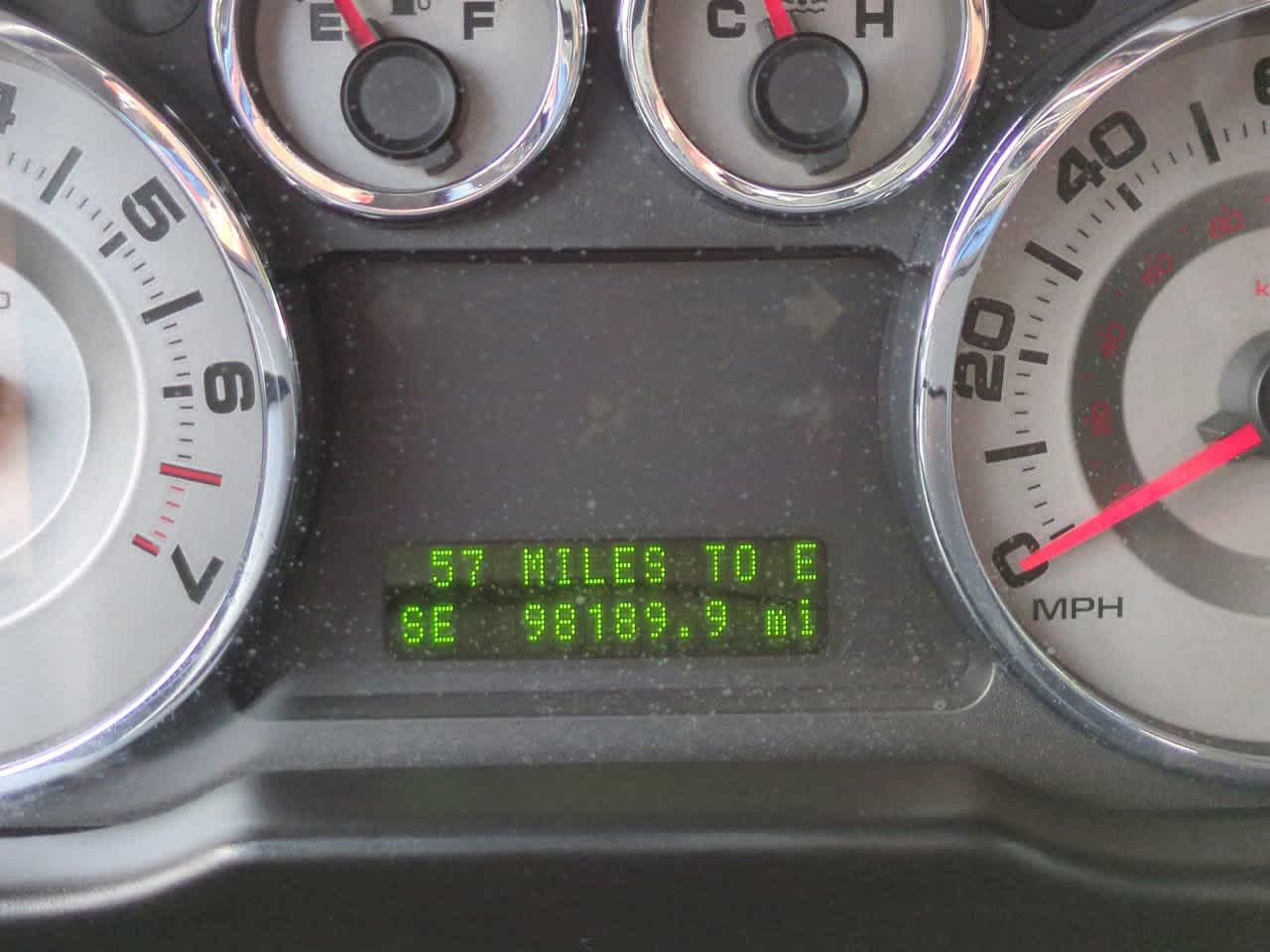 Thumbnail: 2010 Ford Edge - 23