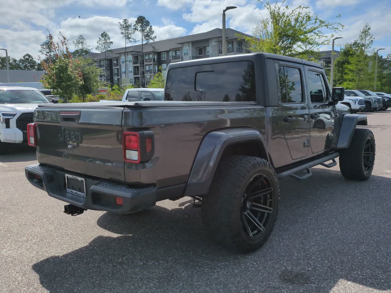 Thumbnail: 2020 Jeep Gladiator - 6