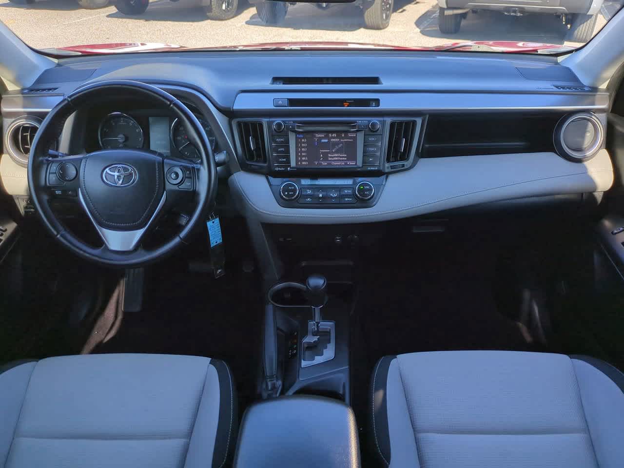 Thumbnail: 2016 Toyota RAV4 - 14