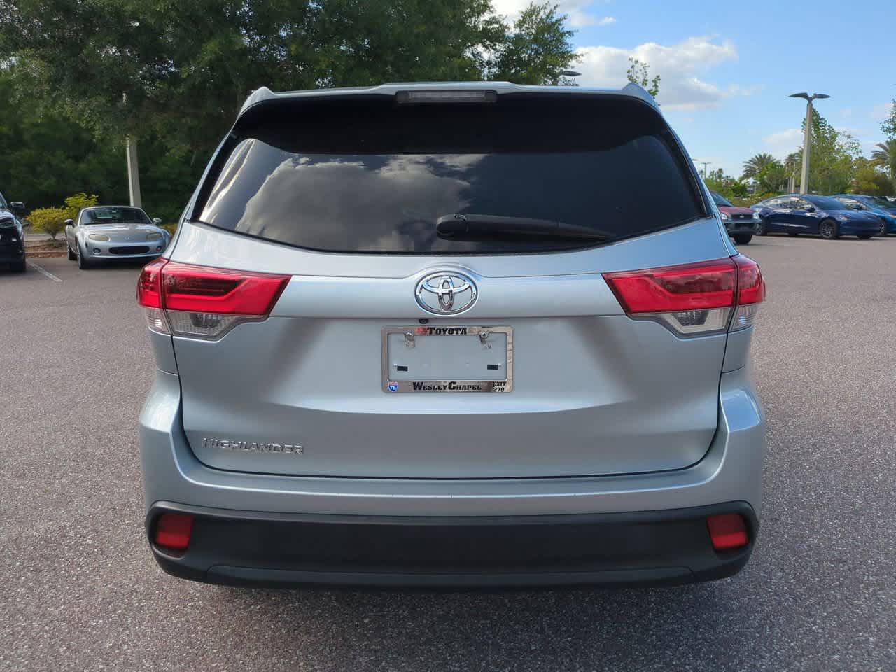 Thumbnail: 2018 Toyota Highlander - 5