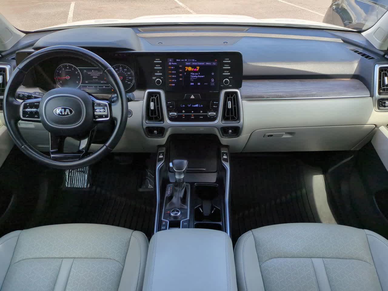 Thumbnail: 2021 Kia Sorento - 15